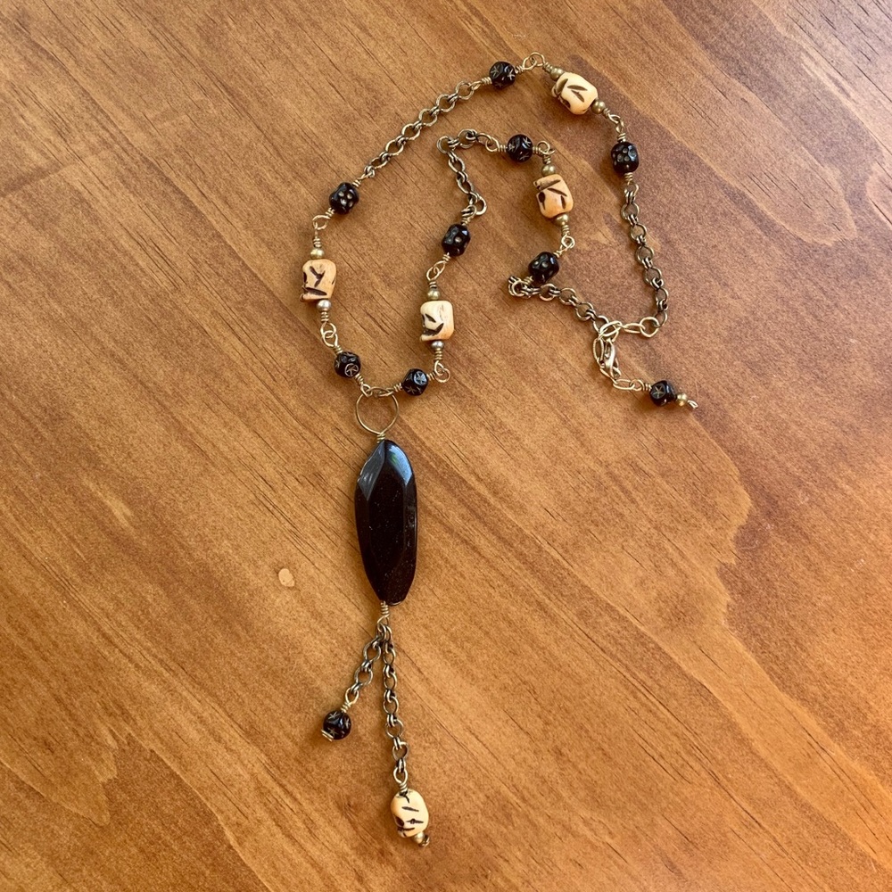 Handmade onyx skull y-necklace